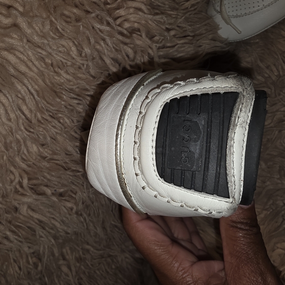 Gucci White and Silver Sneakers with Perforated Design - Picture 5 of 7